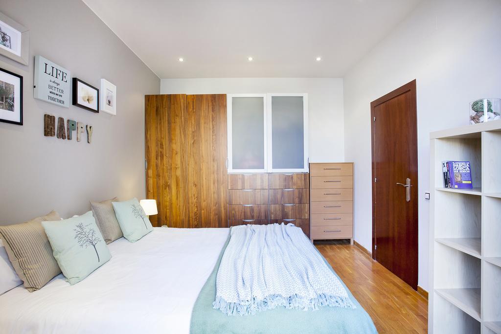 Apartments Barcelona & Home Deco Viladomat Exterior foto