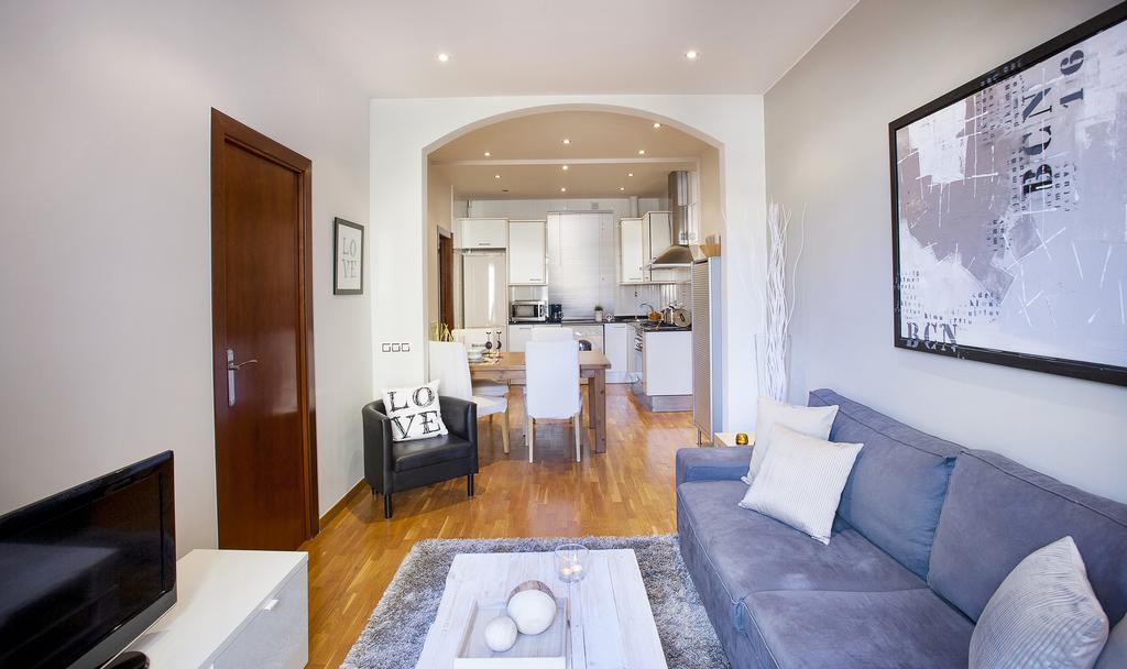Apartments Barcelona & Home Deco Viladomat Exterior foto