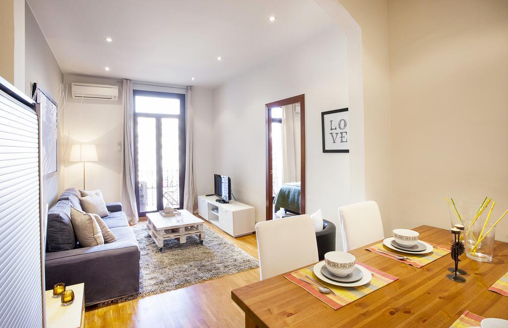 Apartments Barcelona & Home Deco Viladomat Exterior foto
